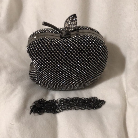 COPY - Black Bitten Apple Crystal Clutch w/ detachable chain (46”) - Picture 8 of 8